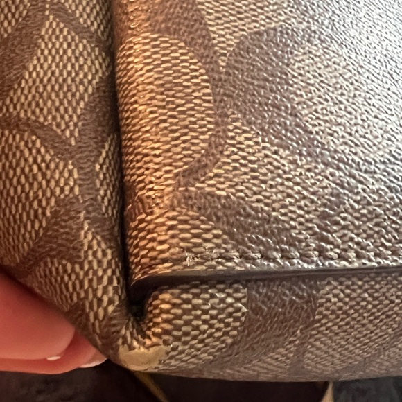 Coach Signature City Tote Bag in Light Khaki Multi 5696 - Picture 15 of 15